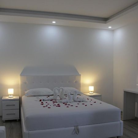 Apartments California Улцин Екстериор снимка