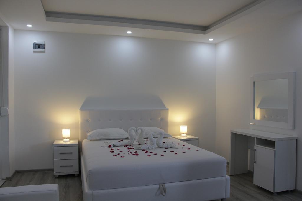 Apartments California Улцин Екстериор снимка