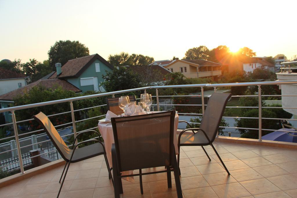 Apartments California Улцин Екстериор снимка