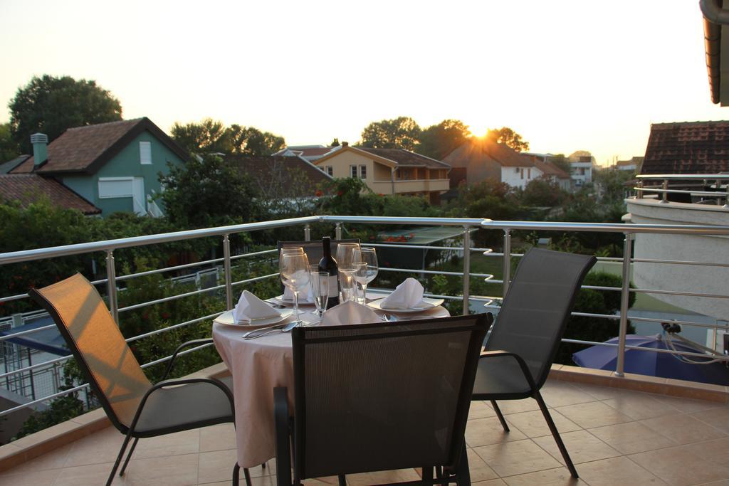 Apartments California Улцин Екстериор снимка